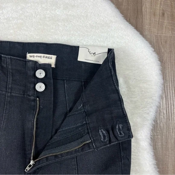 NWOT We The Free Jayde crop flare jeans - Picture 5 of 8